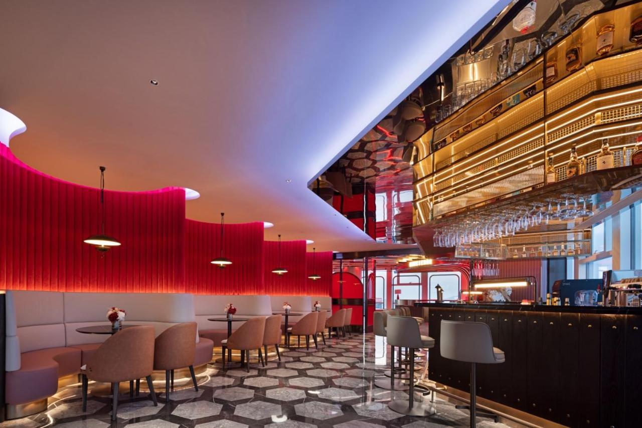 Radisson Red Guangzhou South Railway Station Otel Dış mekan fotoğraf