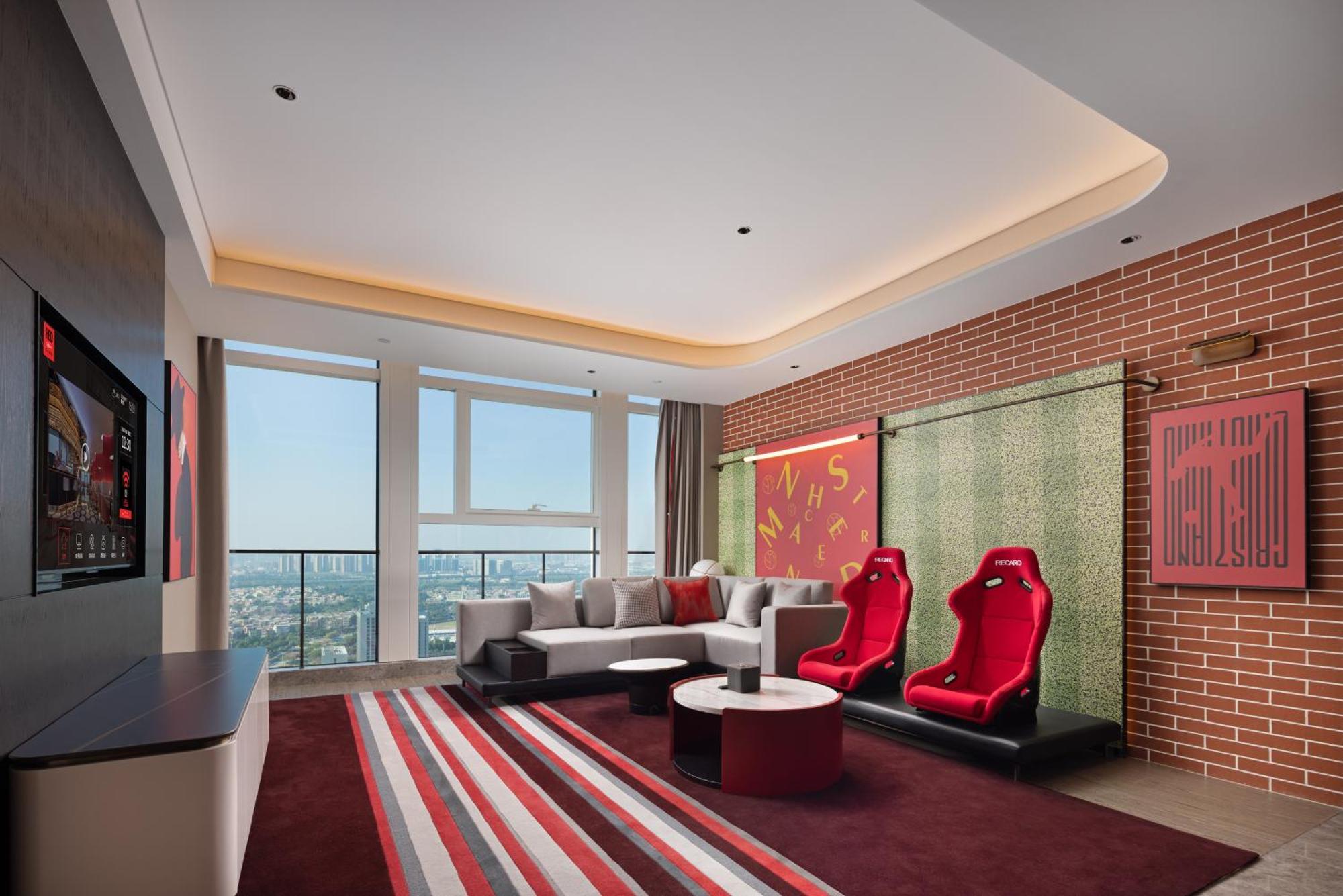 Radisson Red Guangzhou South Railway Station Otel Dış mekan fotoğraf
