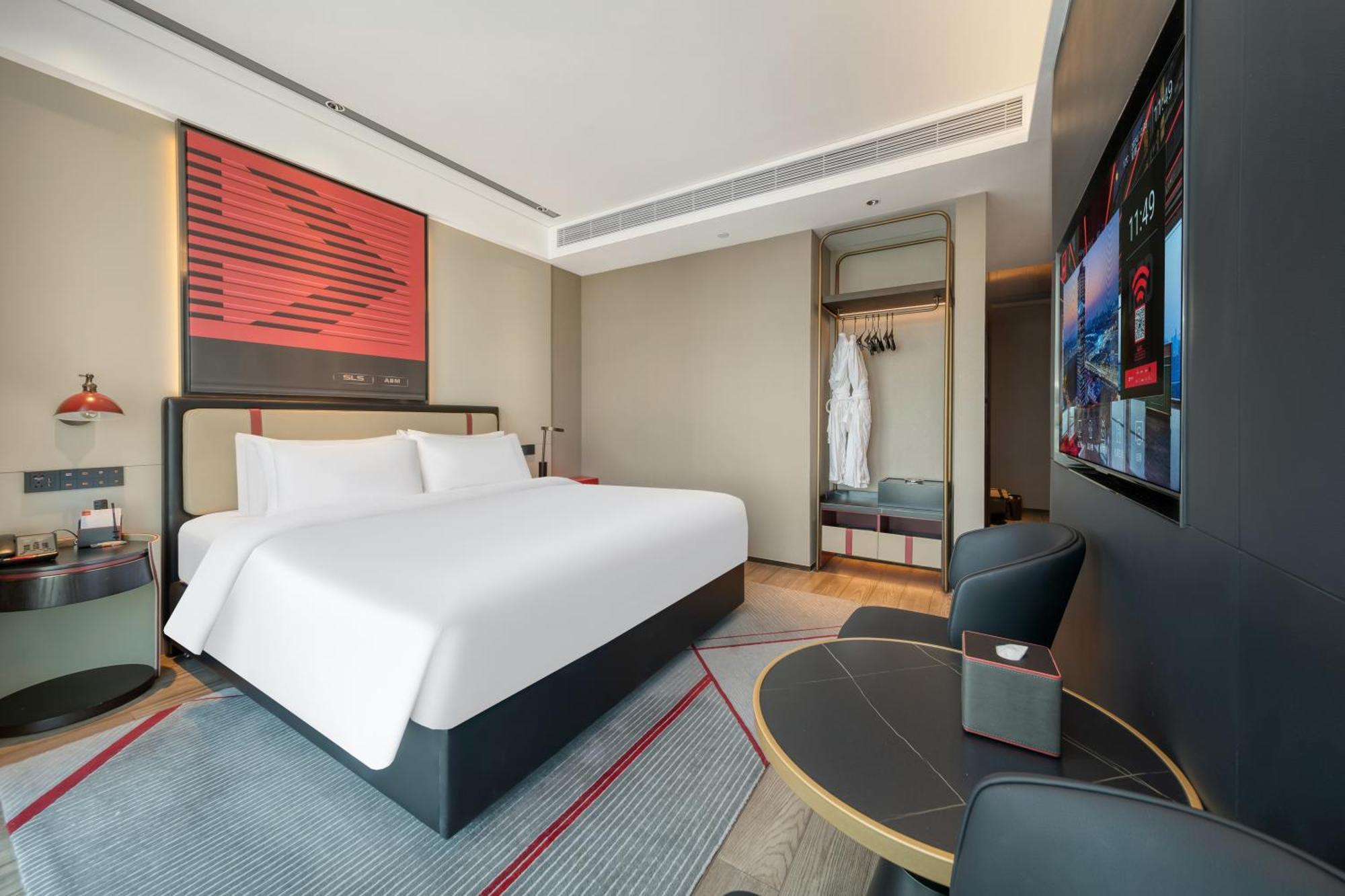 Radisson Red Guangzhou South Railway Station Otel Dış mekan fotoğraf